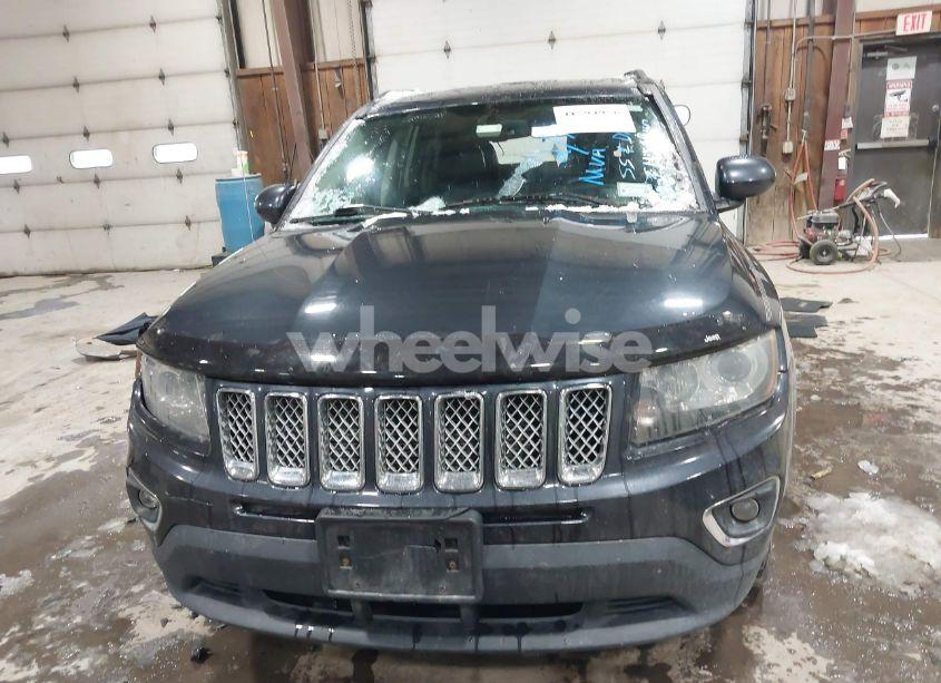 Photo 12 of 2014 Jeep Compass LIMITED (VIN 1C4NJDCB7ED705059)