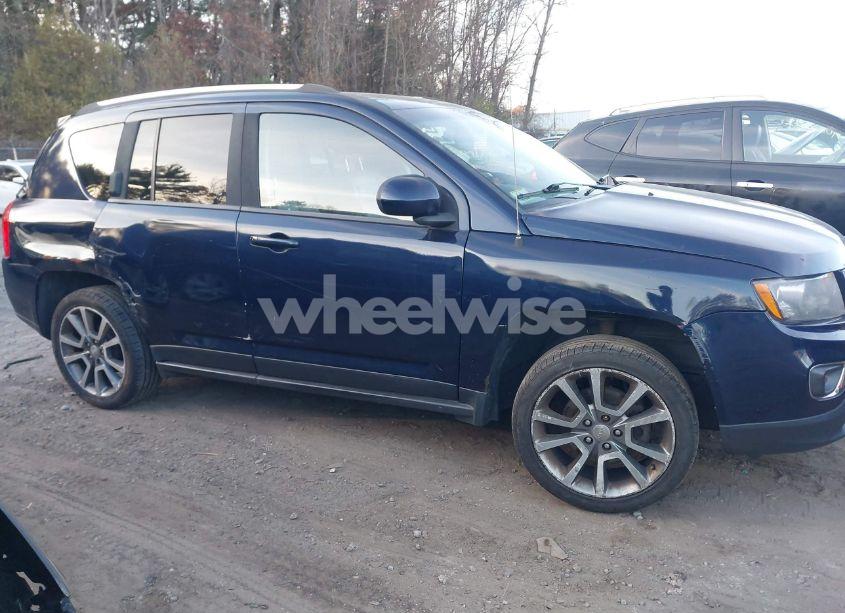 Photo 13 of 2014 Jeep Compass LIMITED (VIN 1C4NJDCB8ED796147)