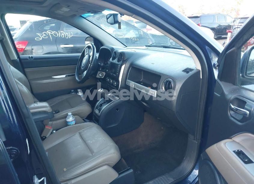 Photo 5 of 2014 Jeep Compass LIMITED (VIN 1C4NJDCB8ED796147)