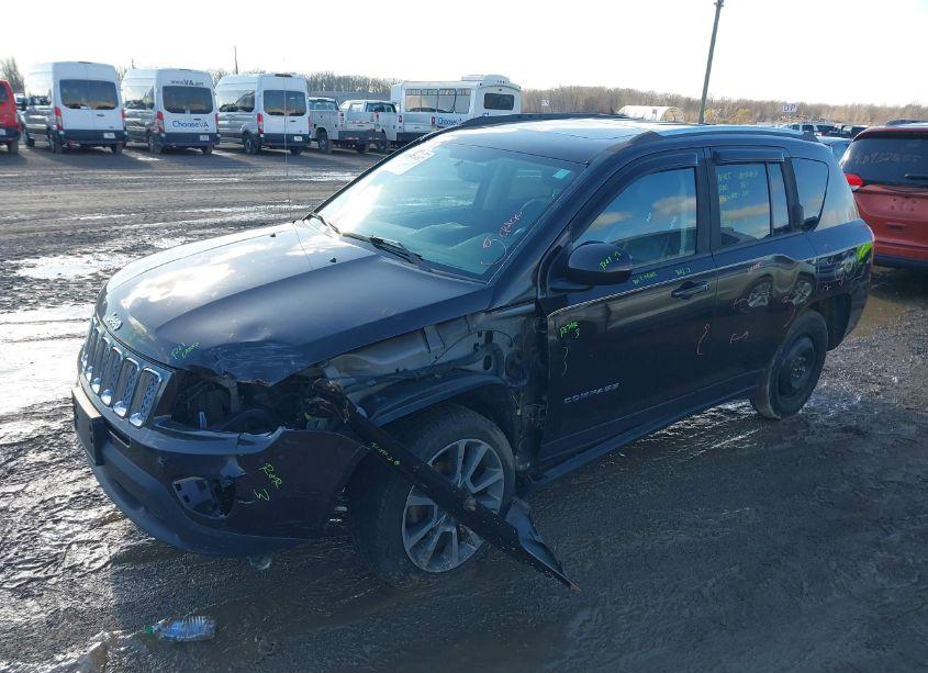 Photo 2 of 2014 Jeep Compass LIMITED (VIN 1C4NJDCB8ED805400)