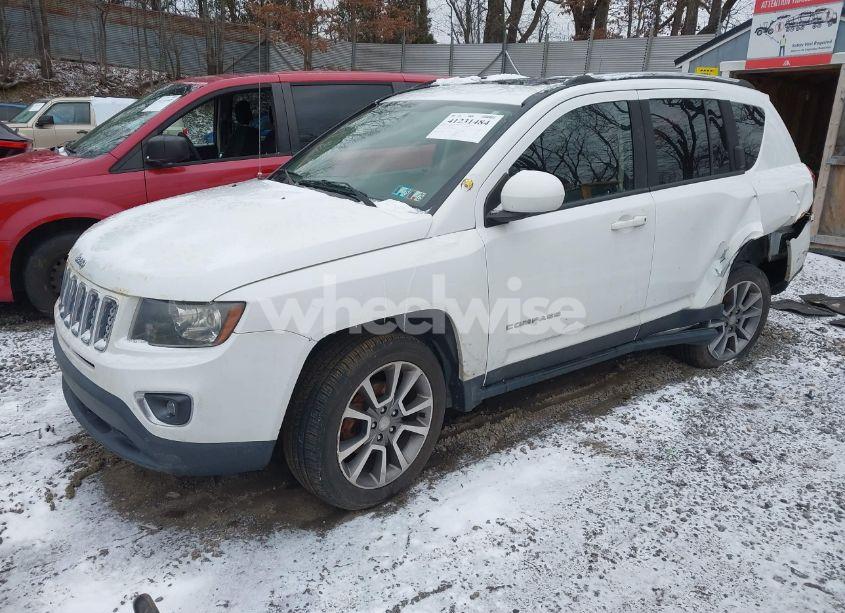 Photo 2 of 2015 Jeep Compass LIMITED (VIN 1C4NJDCB9FD216387)