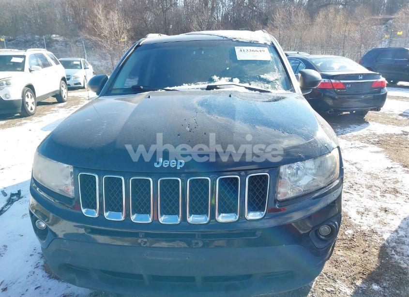 Photo 6 of 2013 Jeep Compass LATITUDE (VIN 1C4NJDEB0DD221925)