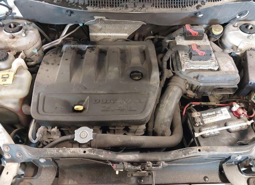 Photo 10 of 2014 Jeep Compass LATITUDE (VIN 1C4NJDEB0ED661094)