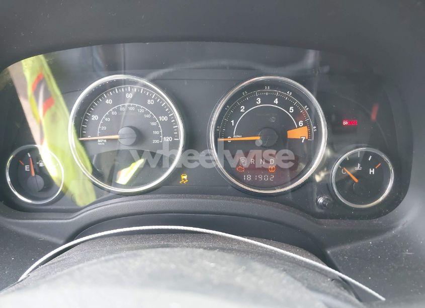 Photo 7 of 2014 Jeep Compass LATITUDE (VIN 1C4NJDEB0ED661905)