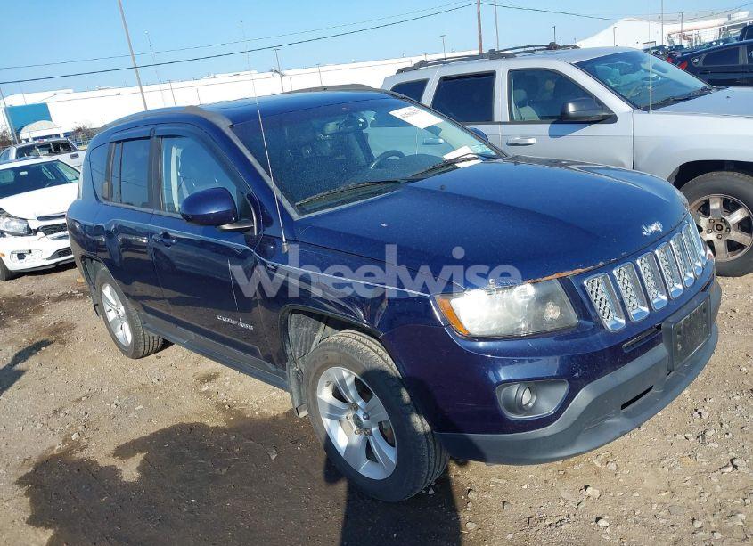 2014 Jeep Compass LATITUDE (VIN 1C4NJDEB0ED886485) main photo