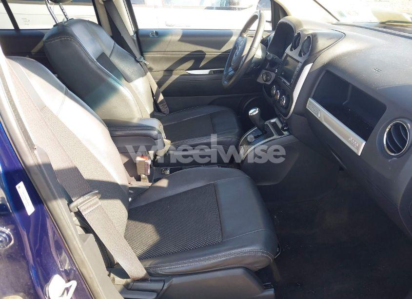 Photo 5 of 2014 Jeep Compass LATITUDE (VIN 1C4NJDEB0ED886485)