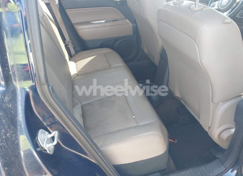 Photo 7 of 2014 Jeep Compass LATITUDE (VIN 1C4NJDEB0ED898510)