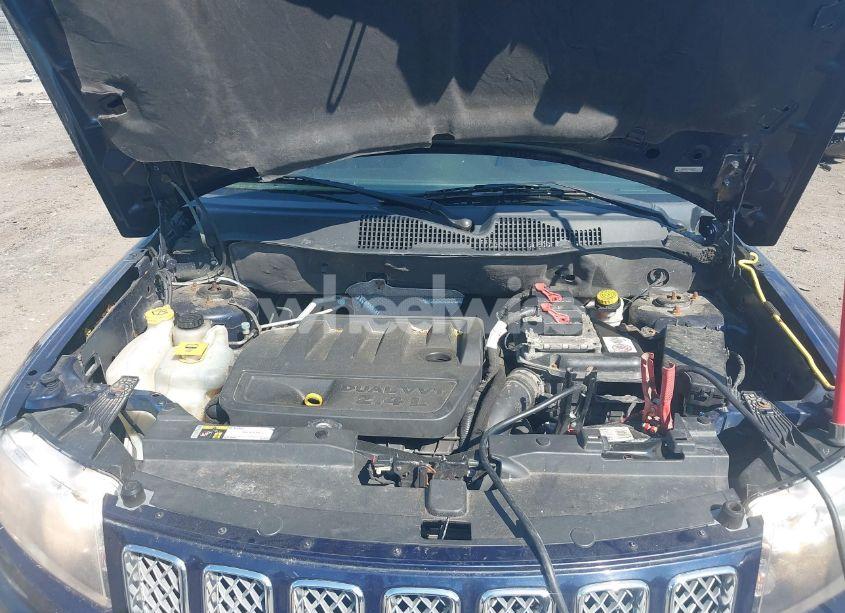 Photo 9 of 2014 Jeep Compass LATITUDE (VIN 1C4NJDEB0ED898510)