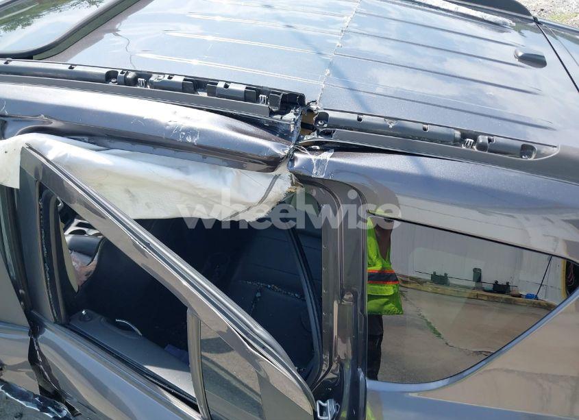 Photo 12 of 2016 Jeep Compass HIGH ALTITUDE EDITION (VIN 1C4NJDEB0GD558230)