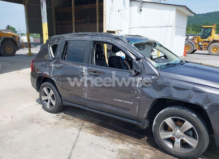 Photo 16 of 2016 Jeep Compass HIGH ALTITUDE EDITION (VIN 1C4NJDEB0GD558230)