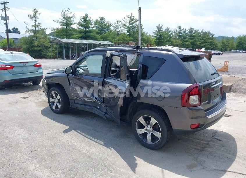 Photo 3 of 2016 Jeep Compass HIGH ALTITUDE EDITION (VIN 1C4NJDEB0GD558230)