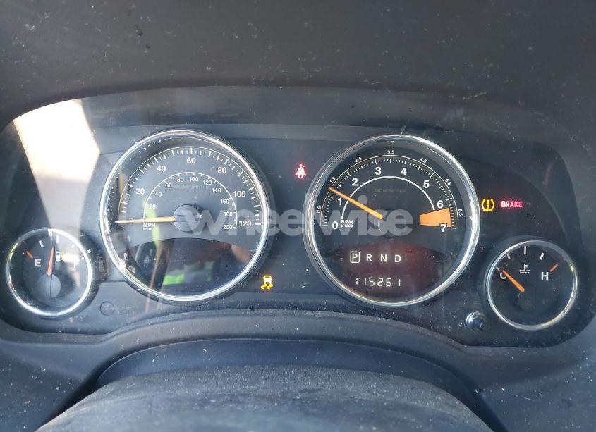 Photo 7 of 2016 Jeep Compass HIGH ALTITUDE EDITION (VIN 1C4NJDEB0GD730420)