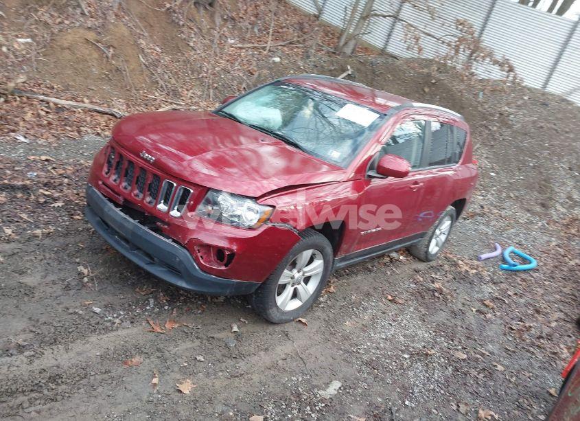 Photo 2 of 2016 Jeep Compass LATITUDE (VIN 1C4NJDEB0GD779584)