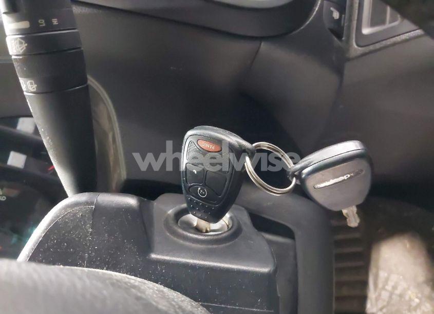 Photo 11 of 2013 Jeep Compass LATITUDE (VIN 1C4NJDEB1DD207743)