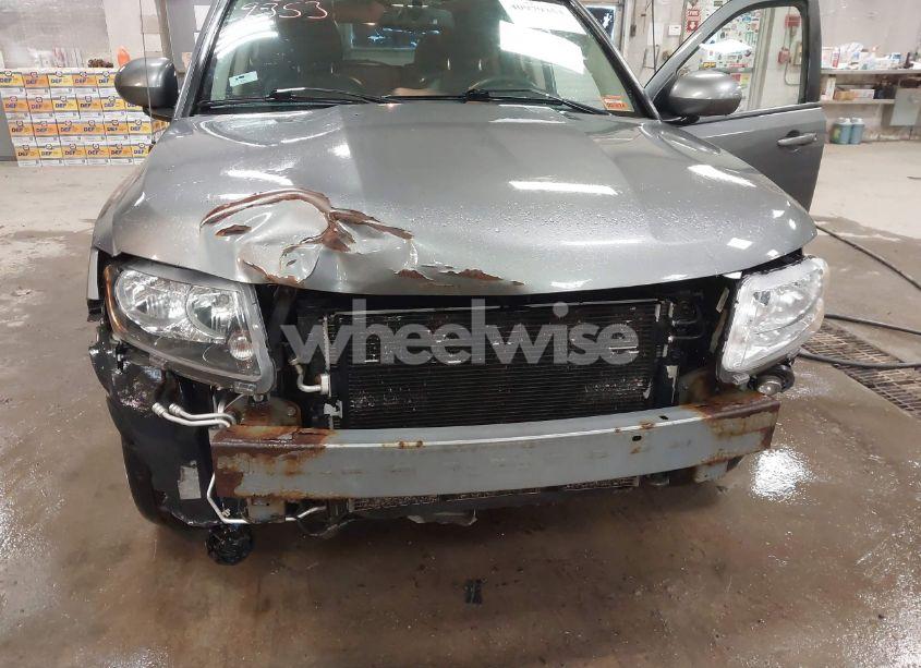 Photo 6 of 2014 Jeep Compass LATITUDE (VIN 1C4NJDEB1ED541031)