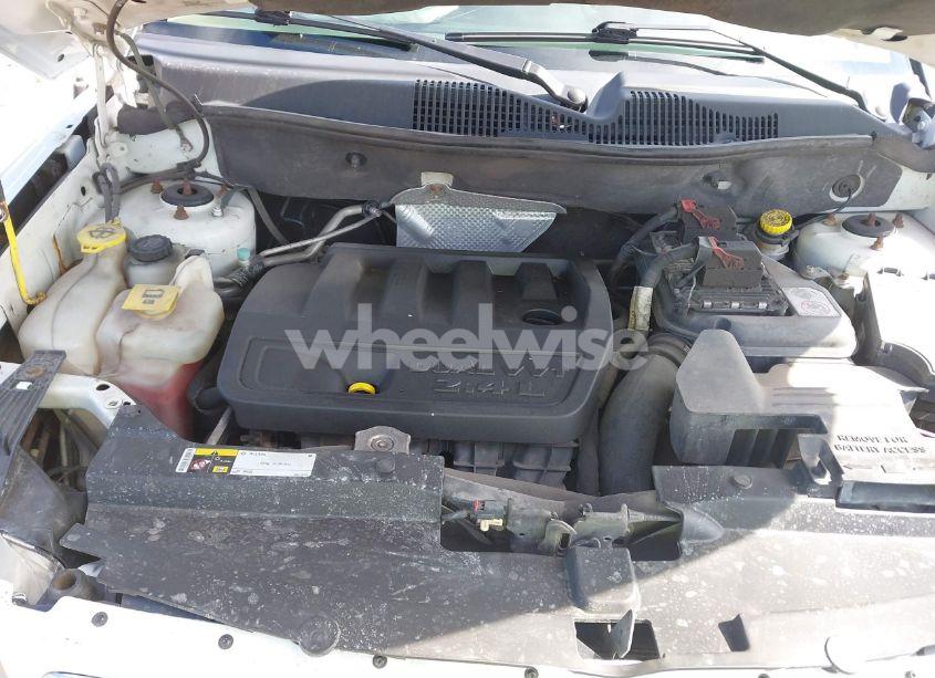 Photo 10 of 2014 Jeep Compass LATITUDE (VIN 1C4NJDEB1ED713896)