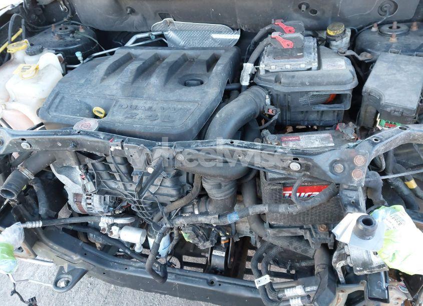 Photo 10 of 2015 Jeep Compass HIGH ALTITUDE EDITION (VIN 1C4NJDEB1FD272224)