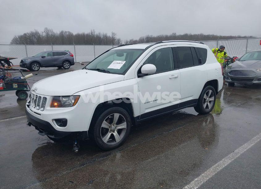 Photo 2 of 2016 Jeep Compass HIGH ALTITUDE EDITION (VIN 1C4NJDEB1GD550363)