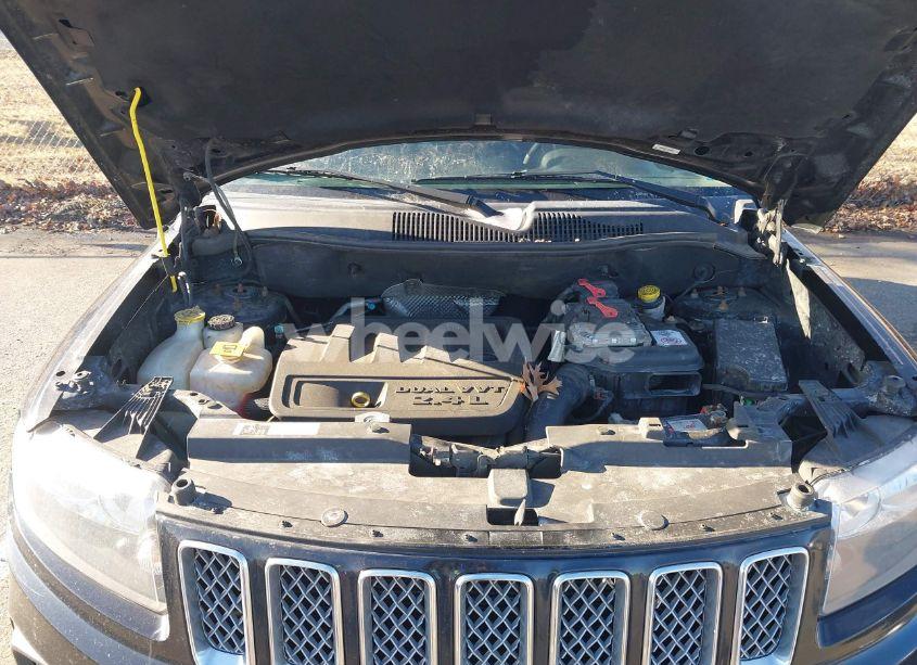 Photo 10 of 2016 Jeep Compass HIGH ALTITUDE EDITION (VIN 1C4NJDEB1GD708782)