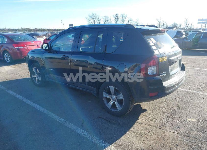 Photo 3 of 2016 Jeep Compass HIGH ALTITUDE EDITION (VIN 1C4NJDEB1GD708782)