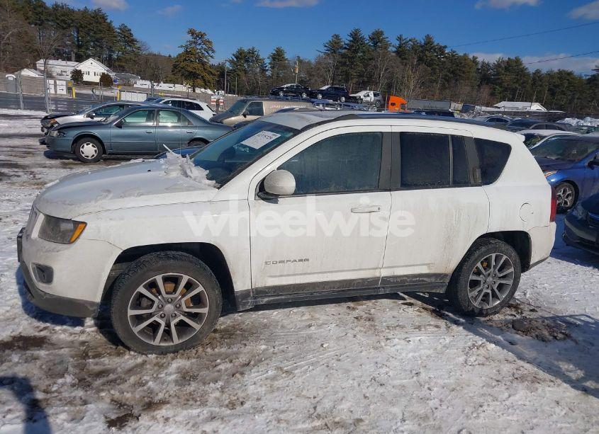 Photo 14 of 2016 Jeep Compass HIGH ALTITUDE EDITION (VIN 1C4NJDEB1GD797219)