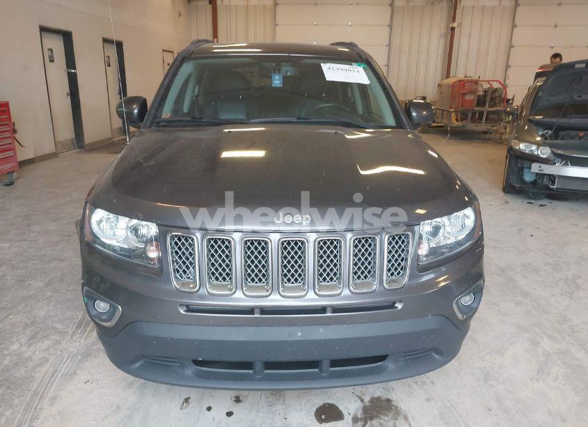 Photo 12 of 2016 Jeep Compass HIGH ALTITUDE EDITION (VIN 1C4NJDEB1GD799357)