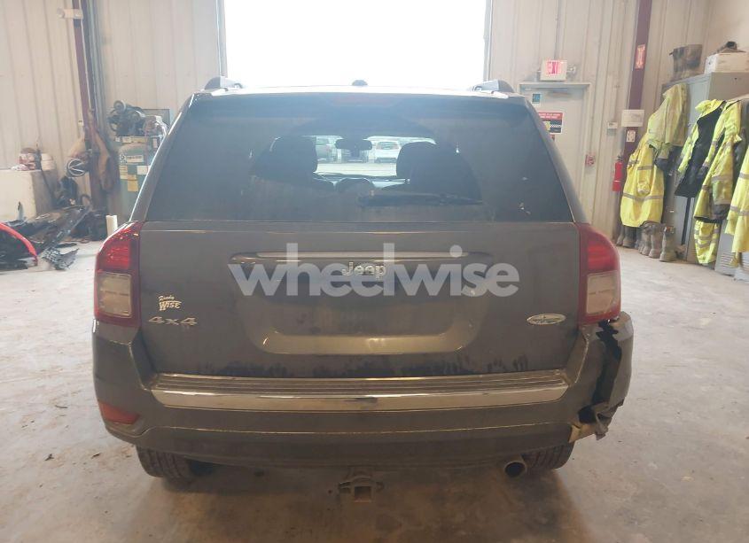 Photo 16 of 2016 Jeep Compass HIGH ALTITUDE EDITION (VIN 1C4NJDEB1GD799357)
