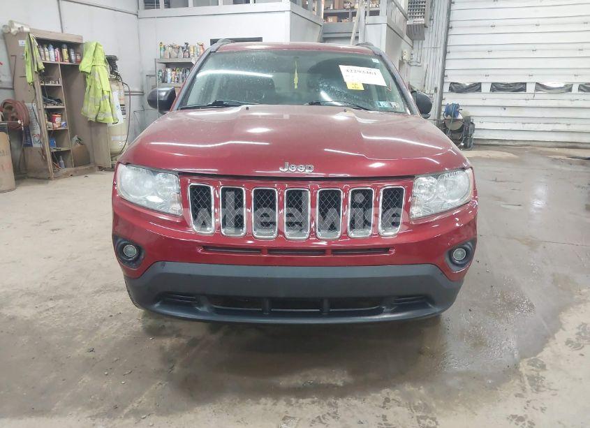Photo 11 of 2013 Jeep Compass LATITUDE (VIN 1C4NJDEB2DD261732)