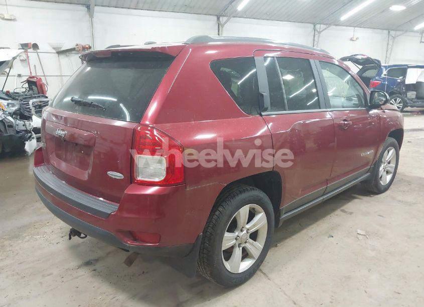 Photo 4 of 2013 Jeep Compass LATITUDE (VIN 1C4NJDEB2DD261732)