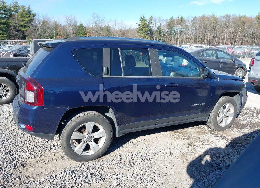 Photo 13 of 2014 Jeep Compass LATITUDE (VIN 1C4NJDEB2ED500729)