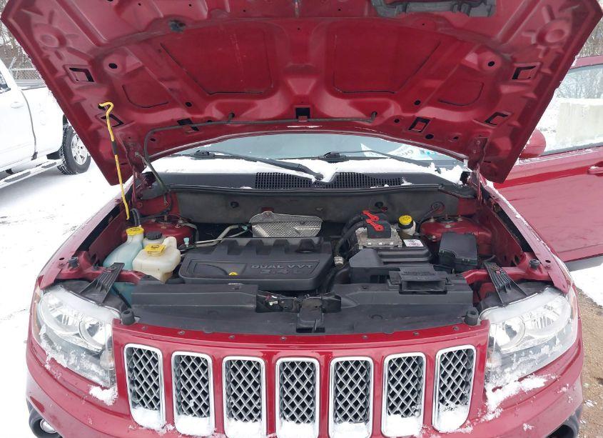 Photo 10 of 2014 Jeep Compass LATITUDE (VIN 1C4NJDEB2ED520737)