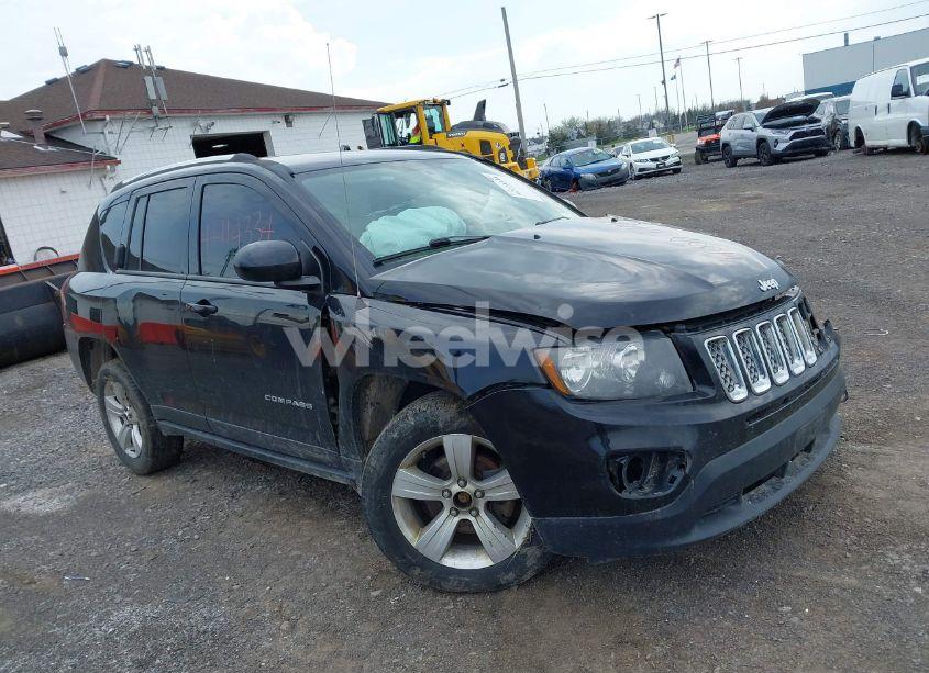2014 Jeep Compass LATITUDE (VIN 1C4NJDEB2ED648234) main photo