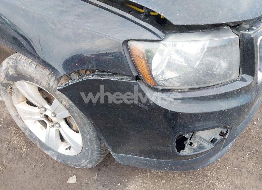 Photo 17 of 2014 Jeep Compass LATITUDE (VIN 1C4NJDEB2ED648234)