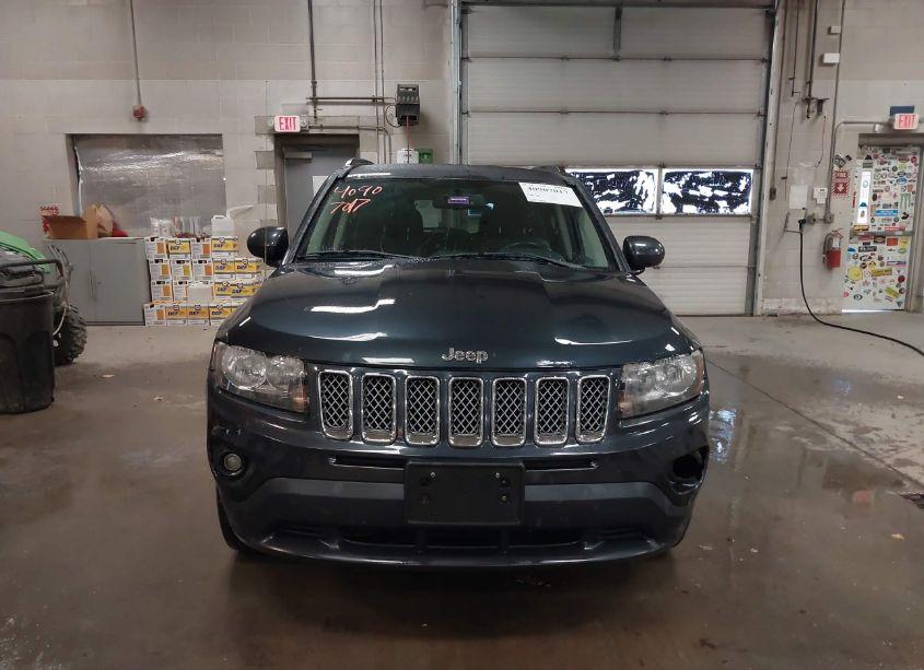 Photo 12 of 2014 Jeep Compass LATITUDE (VIN 1C4NJDEB2ED741304)