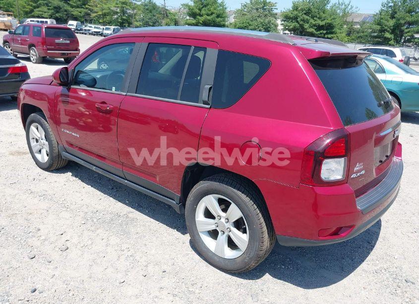 Photo 3 of 2014 Jeep Compass LATITUDE (VIN 1C4NJDEB2ED816969)