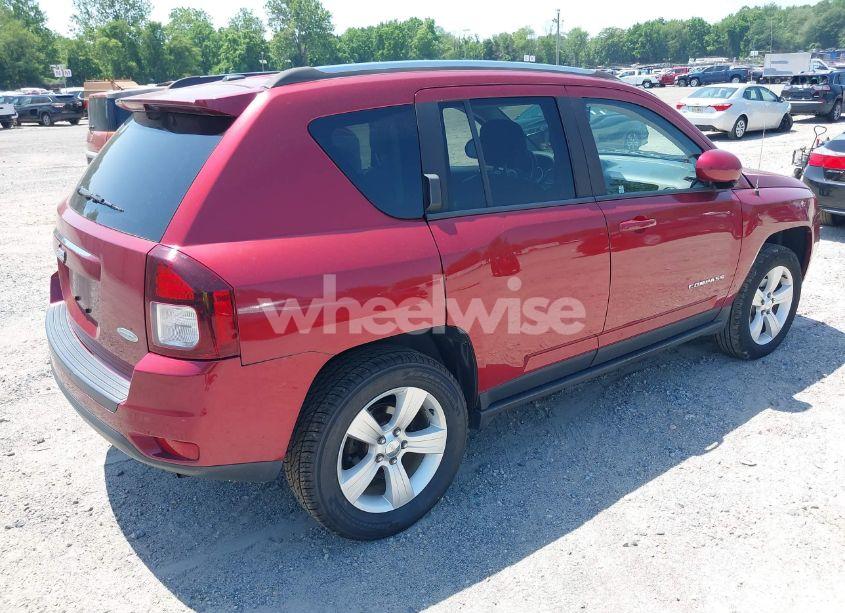 Photo 4 of 2014 Jeep Compass LATITUDE (VIN 1C4NJDEB2ED816969)