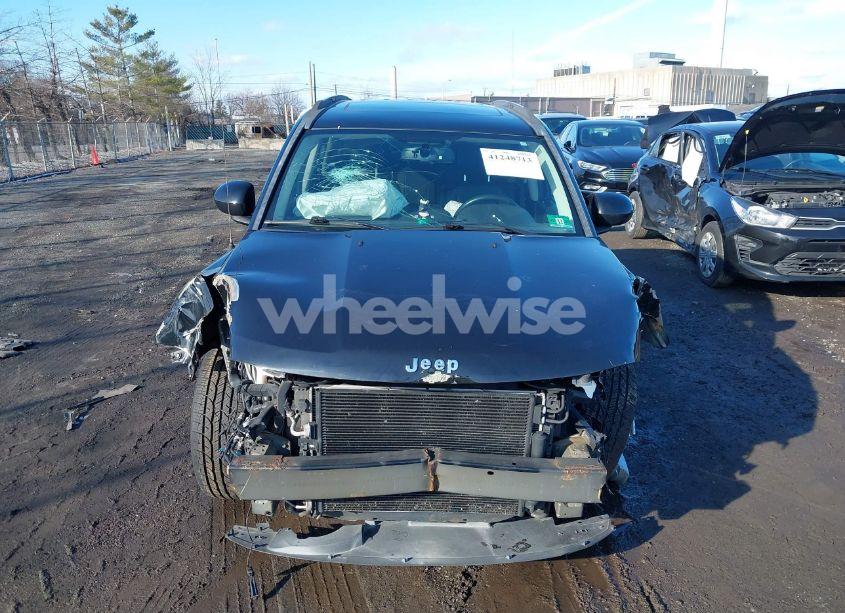 Photo 11 of 2014 Jeep Compass LATITUDE (VIN 1C4NJDEB2ED884236)
