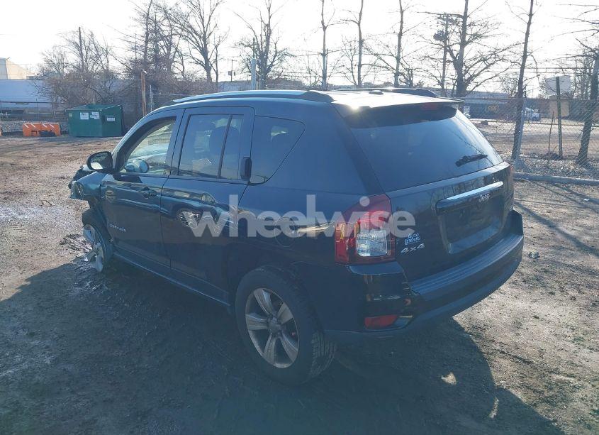 Photo 3 of 2014 Jeep Compass LATITUDE (VIN 1C4NJDEB2ED884236)