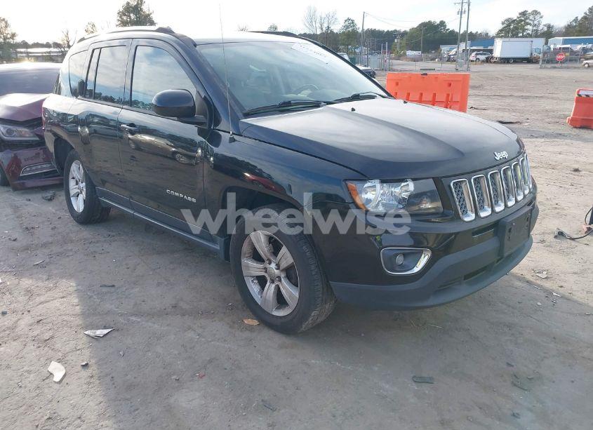 2015 Jeep Compass HIGH ALTITUDE EDITION (VIN 1C4NJDEB2FD169202) main photo