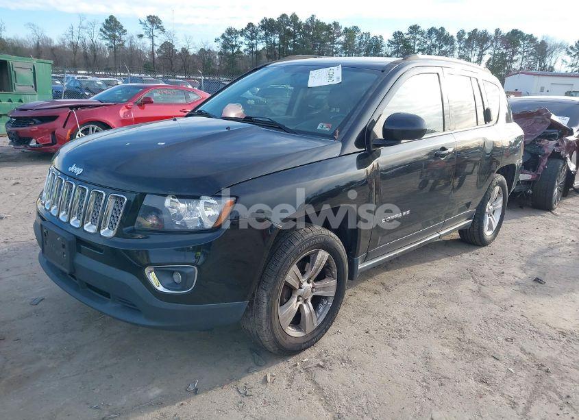 Photo 2 of 2015 Jeep Compass HIGH ALTITUDE EDITION (VIN 1C4NJDEB2FD169202)