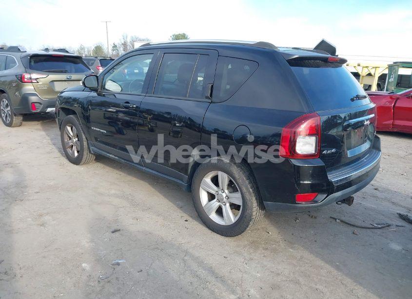 Photo 3 of 2015 Jeep Compass HIGH ALTITUDE EDITION (VIN 1C4NJDEB2FD169202)