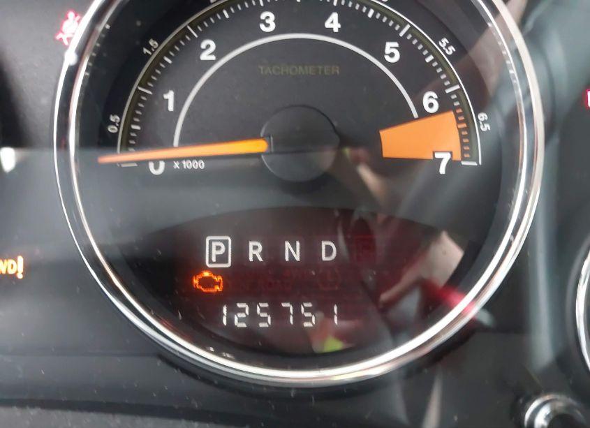 Photo 15 of 2015 Jeep Compass LATITUDE (VIN 1C4NJDEB2FD177221)