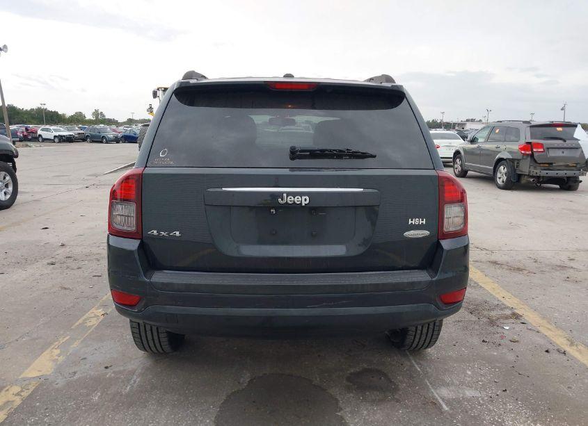 Photo 16 of 2015 Jeep Compass LATITUDE (VIN 1C4NJDEB2FD177221)