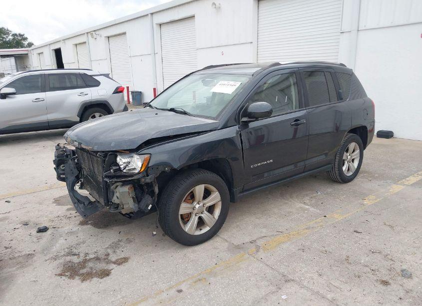Photo 2 of 2015 Jeep Compass LATITUDE (VIN 1C4NJDEB2FD177221)