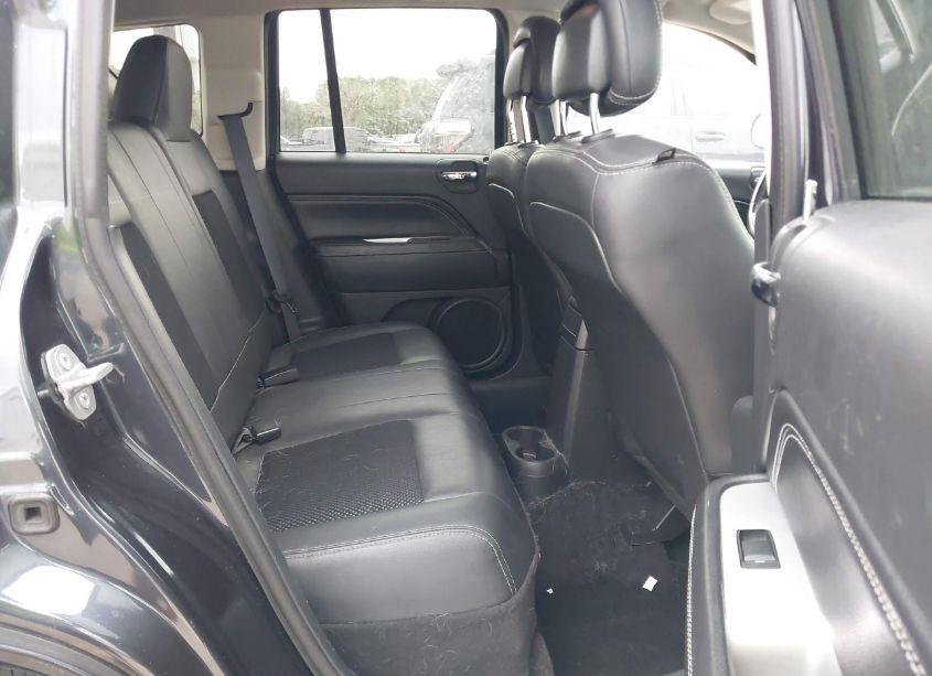 Photo 8 of 2015 Jeep Compass LATITUDE (VIN 1C4NJDEB2FD177221)