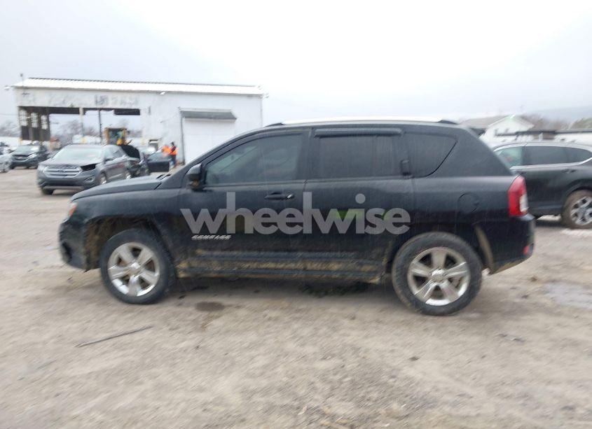 Photo 14 of 2015 Jeep Compass HIGH ALTITUDE EDITION (VIN 1C4NJDEB2FD207611)