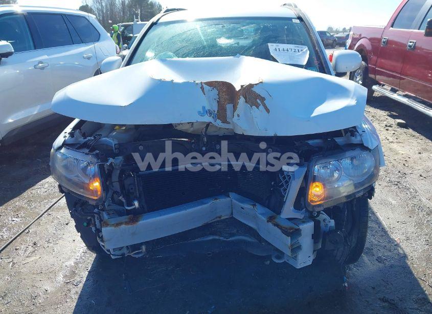 Photo 6 of 2016 Jeep Compass LATITUDE (VIN 1C4NJDEB2GD587275)