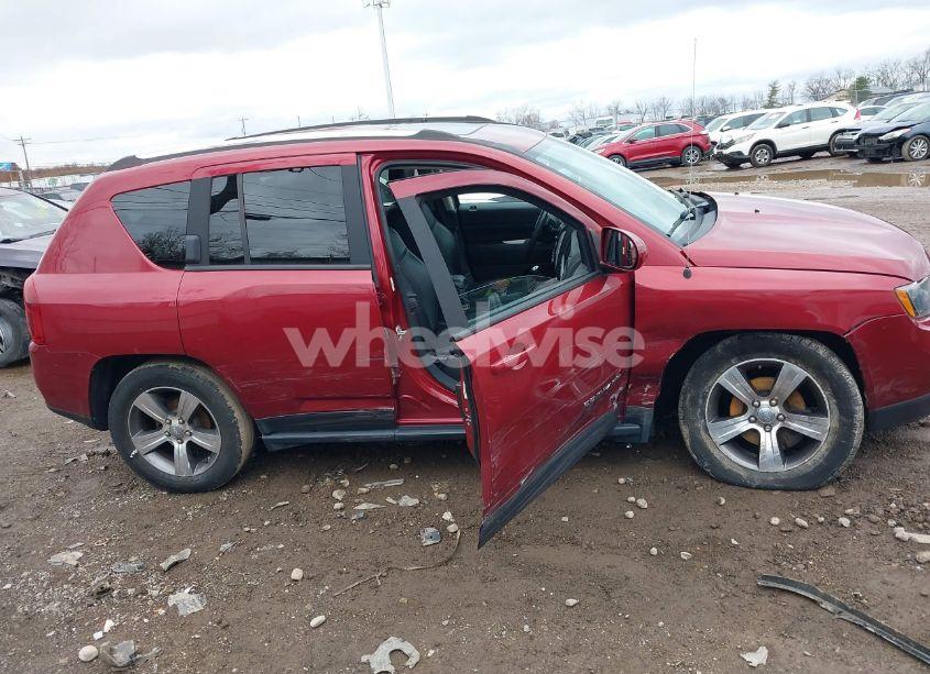 Photo 13 of 2016 Jeep Compass HIGH ALTITUDE EDITION (VIN 1C4NJDEB2GD684251)