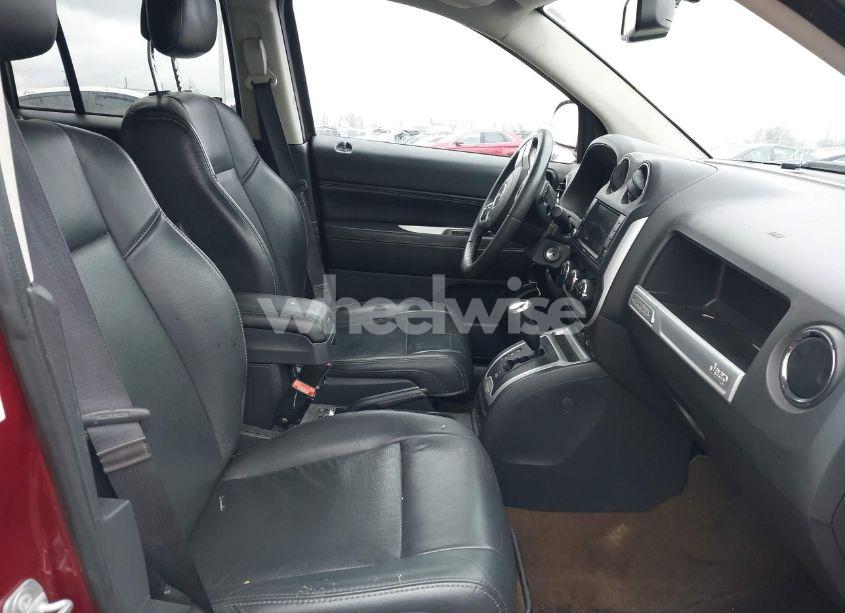 Photo 5 of 2016 Jeep Compass HIGH ALTITUDE EDITION (VIN 1C4NJDEB2GD684251)