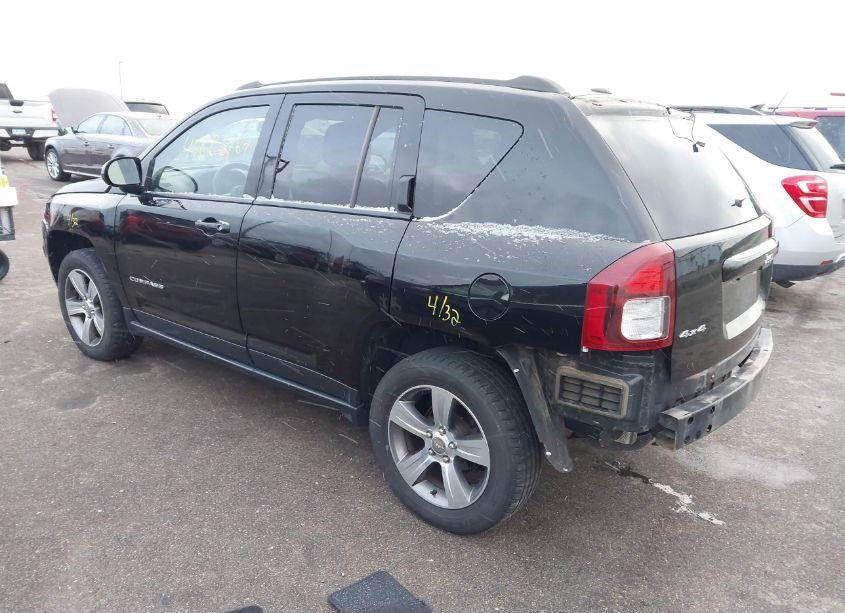 Photo 3 of 2016 Jeep Compass HIGH ALTITUDE EDITION (VIN 1C4NJDEB2GD745601)